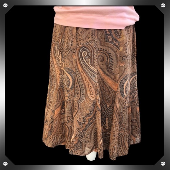 Anne Klein Skirt, size 8P - Picture 3 of 11